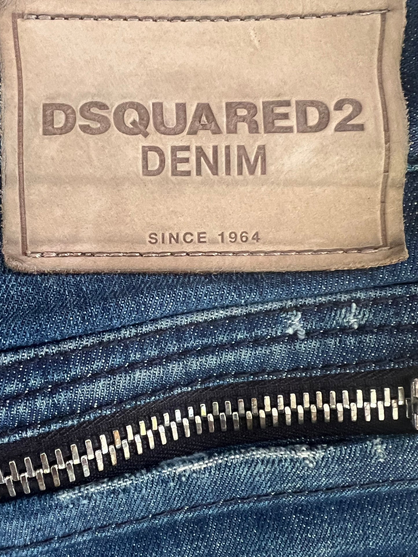 Ultra Low Waist Y2K DSQUARED2 Capri Jeans